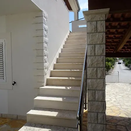 House Tihomir Apartamento *