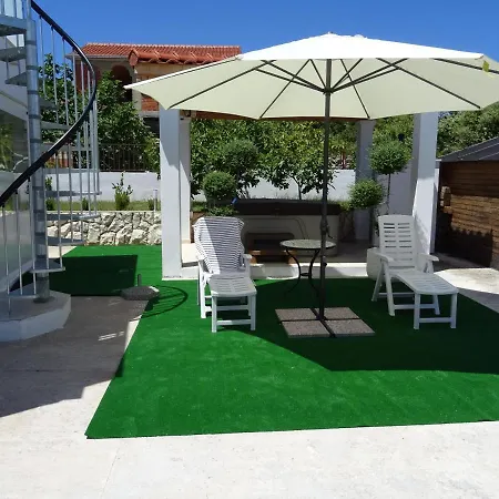Apartamento House Tihomir *