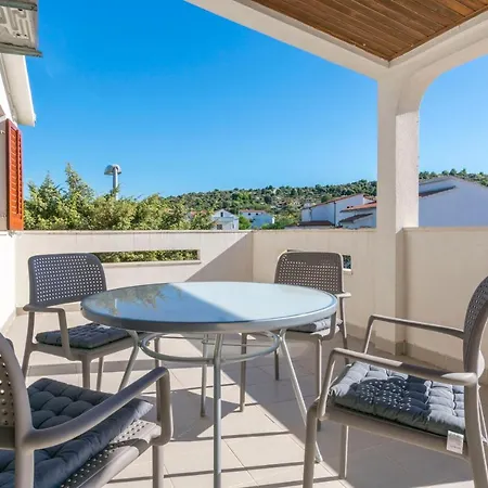 House Tihomir Apartamento Rogoznica (Sibenik-Knin)